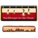 Mandelnougat mit roten Nüssen